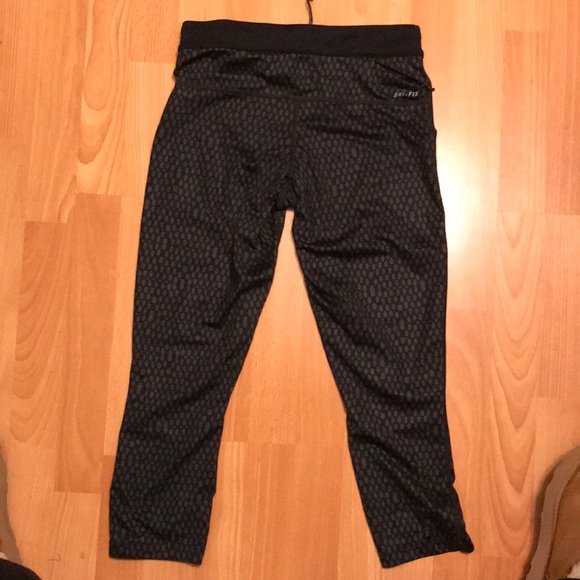 Nike dri-fit leggings - Picture 3 of 5